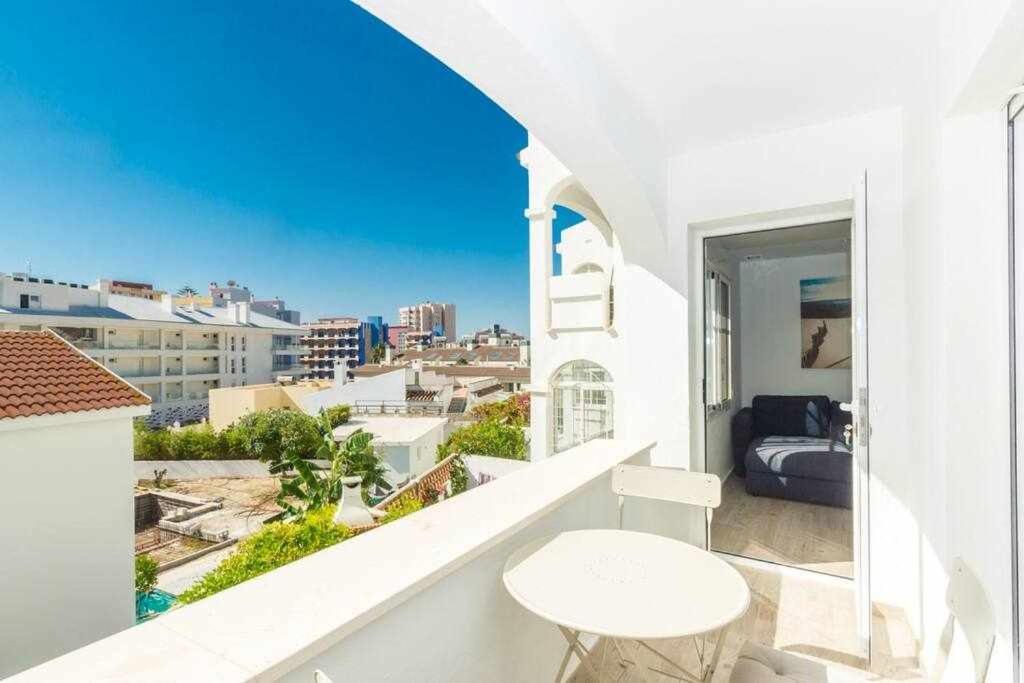شقة Casablanca 2 فوينخيرولا المظهر الخارجي الصورة